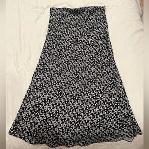 urban outfitters midi skirt with cute flowers